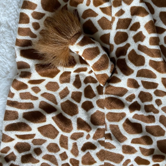 Baby Gap 12-15 mo. Giraffe jumper/costume - Picture 7 of 7